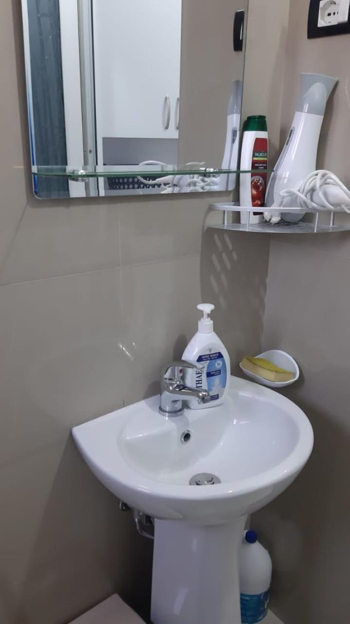Guest House Emi Берат Екстер'єр фото
