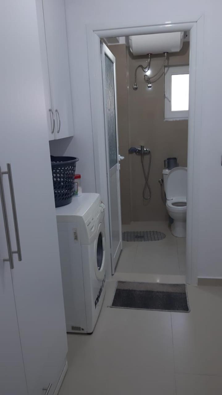 Guest House Emi Берат Екстер'єр фото